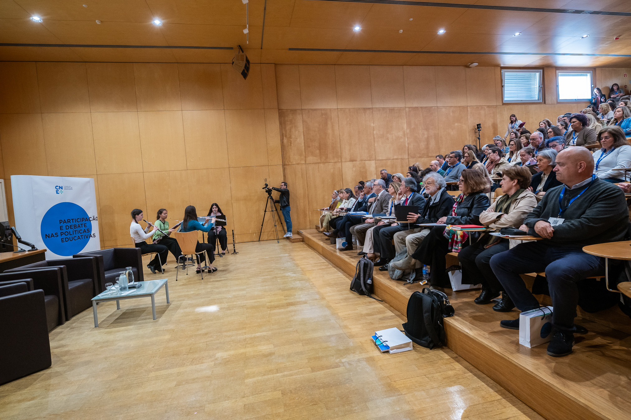 Inovação pedagógica nas escolas em debate no Porto